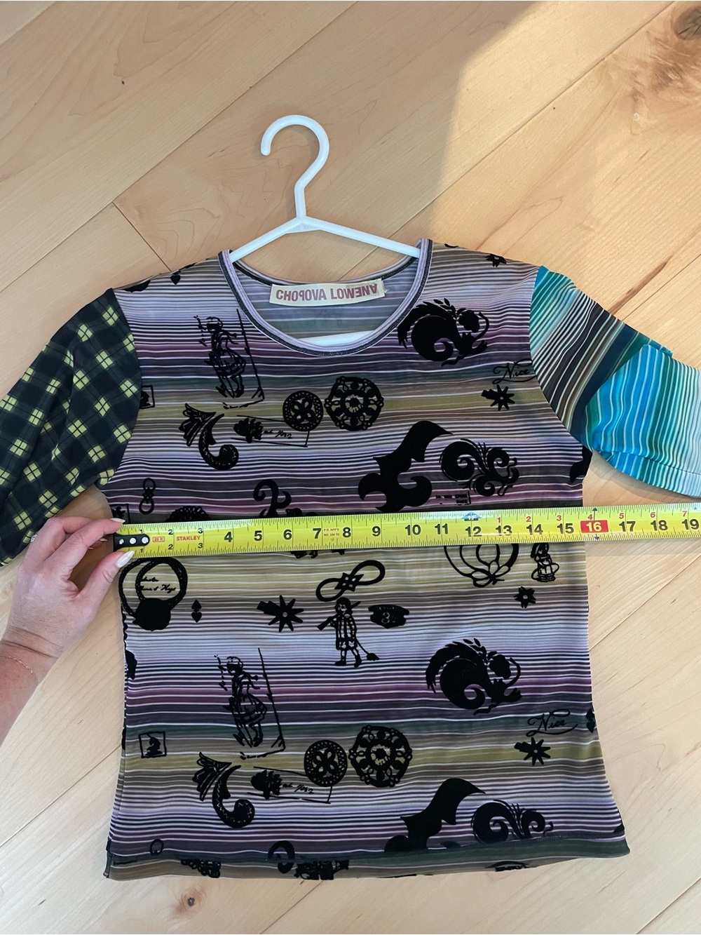 CHOPOVA LOWENA - DUKE SHORT SLEEVE FLOCKED MESH TOP - Picture 2 of 4
